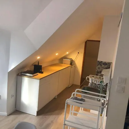 Korall Apartment *